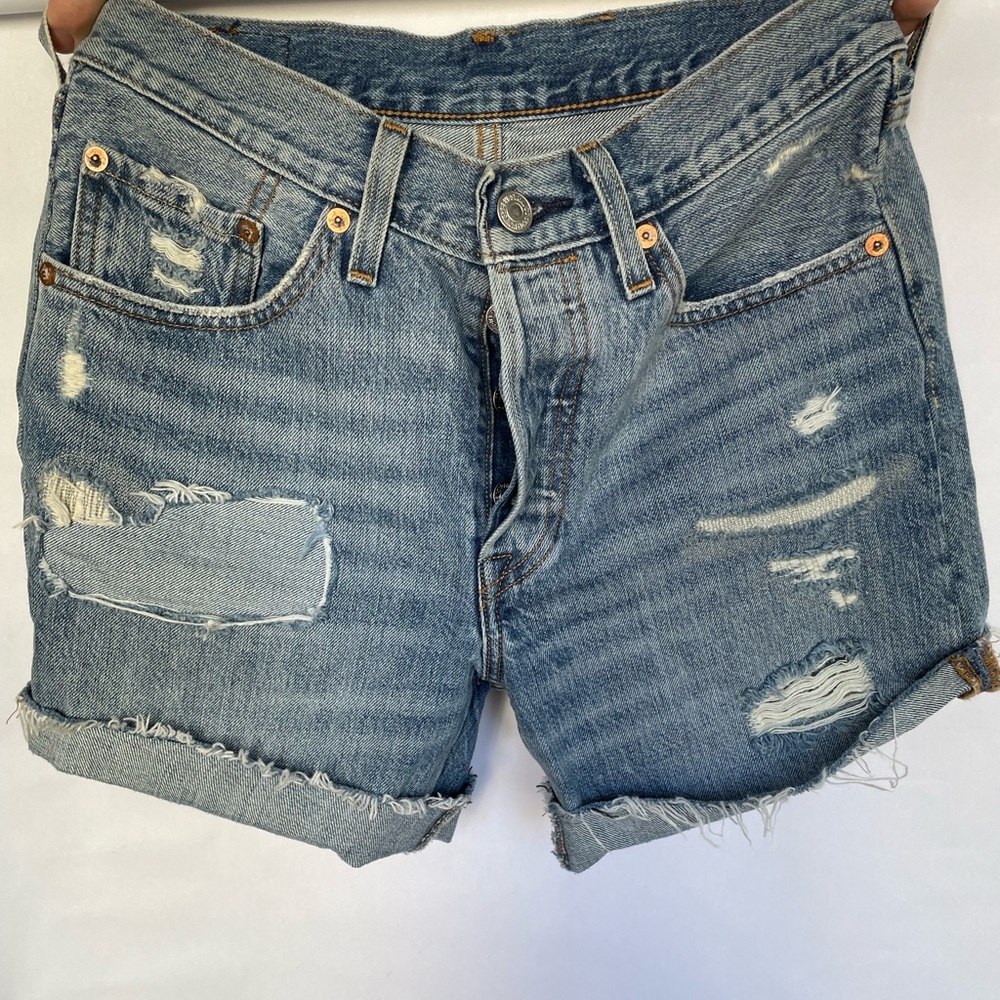 LEVI shorts